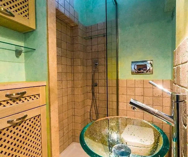 Maison Specchi